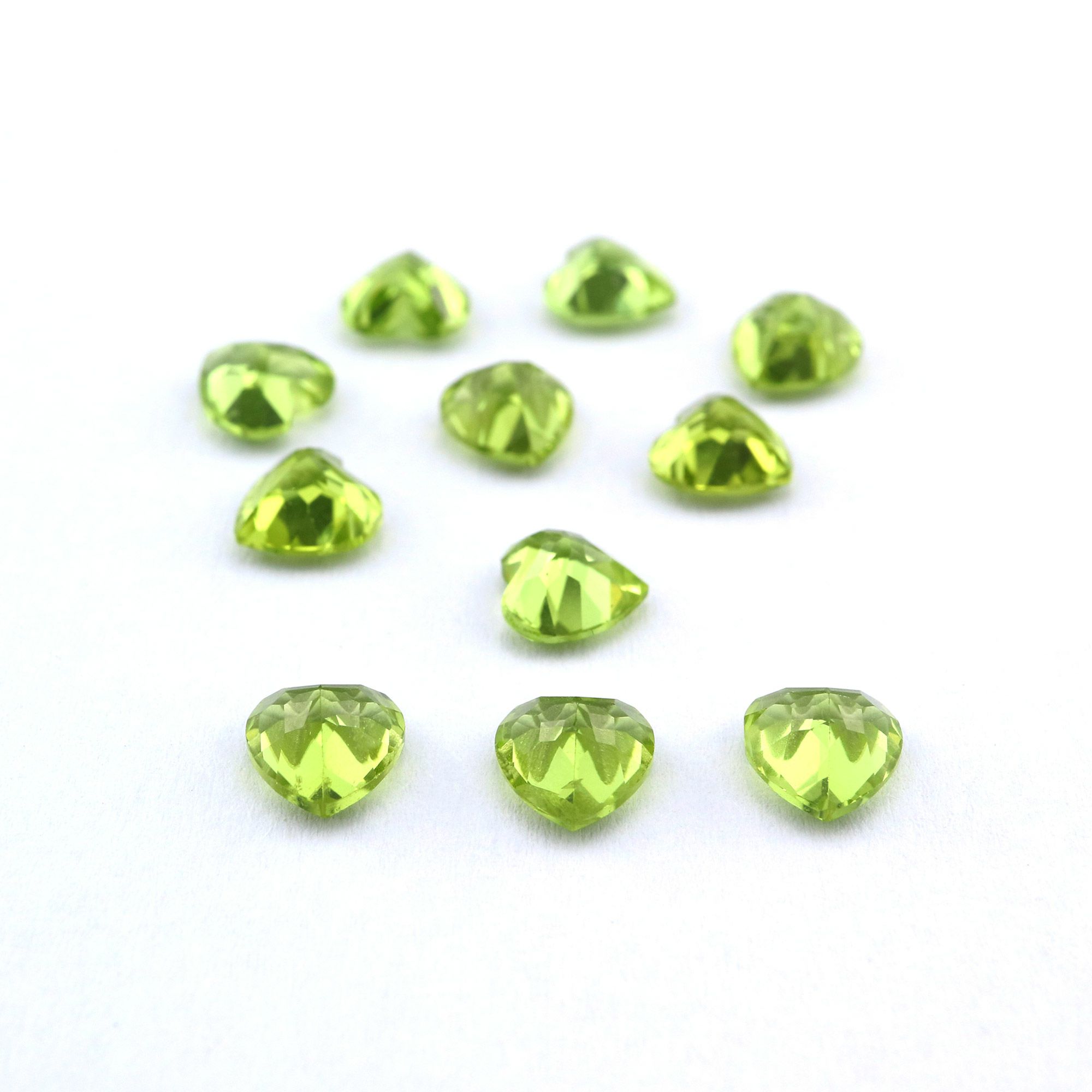 1Pcs 4-8MM Heart Green Peridot August Birthstone Faceted Cut Loose Gemstone Natural Semi Precious Stone DIY Jewelry Supplies 4130010