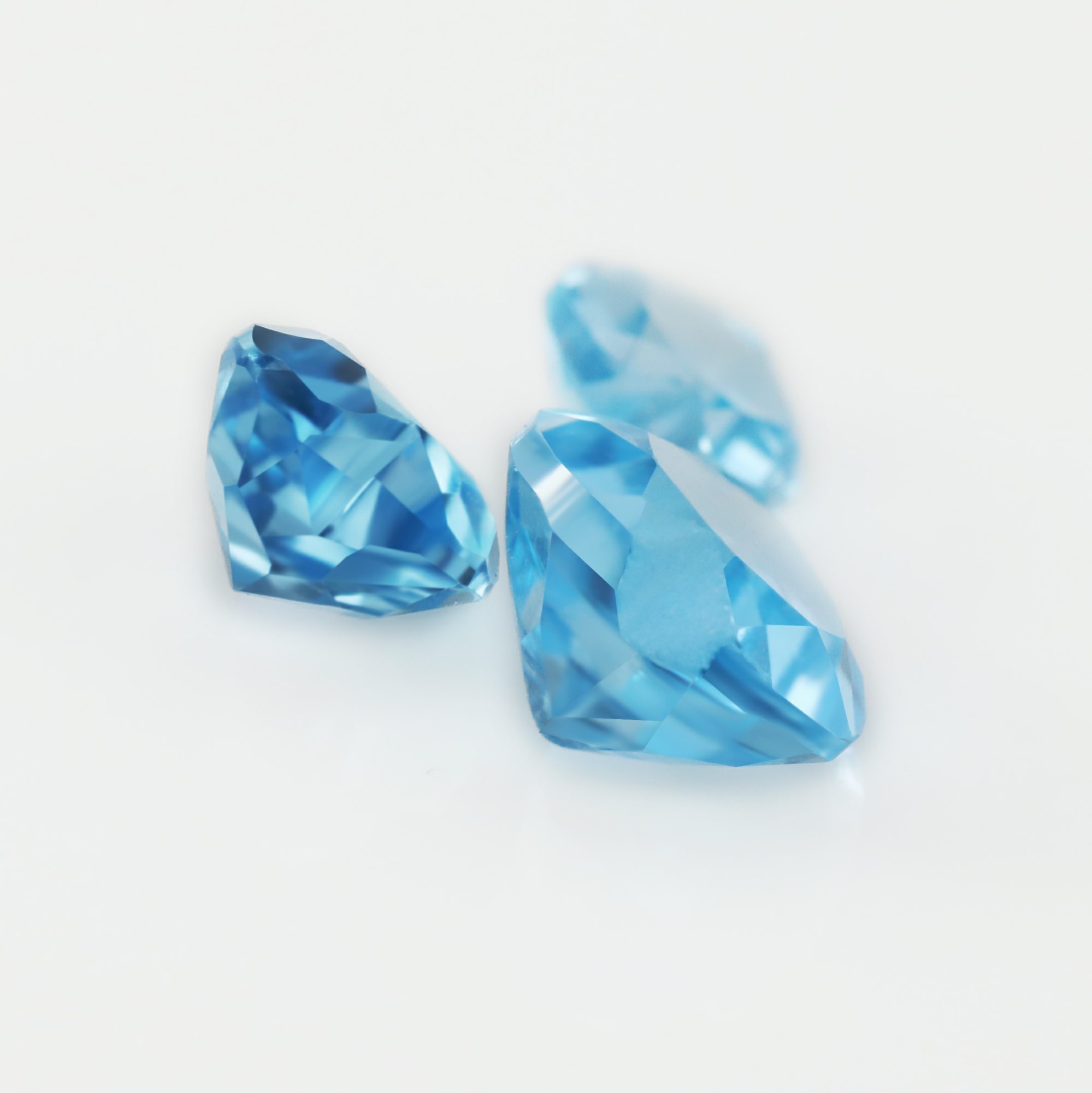 1Pcs Heart Faceted Swiss Blue Topaz November Birthstone Nature Point Back Gemstone DIY Supplies 4130021 - Click Image to Close