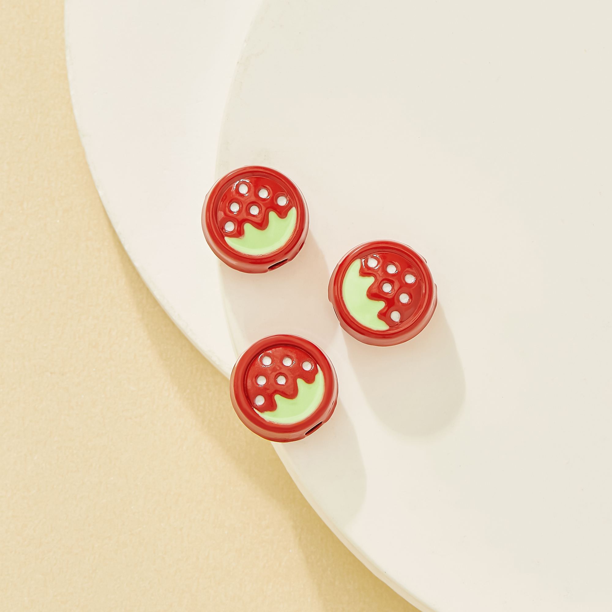 9MM Cute Glossy Strawberry Enamel Zinc Beads,Macaron dopamine candy Red Seed Beads For Pendants,Phone Straps & Bracelets,Sweet Fruit Supplies 4160096