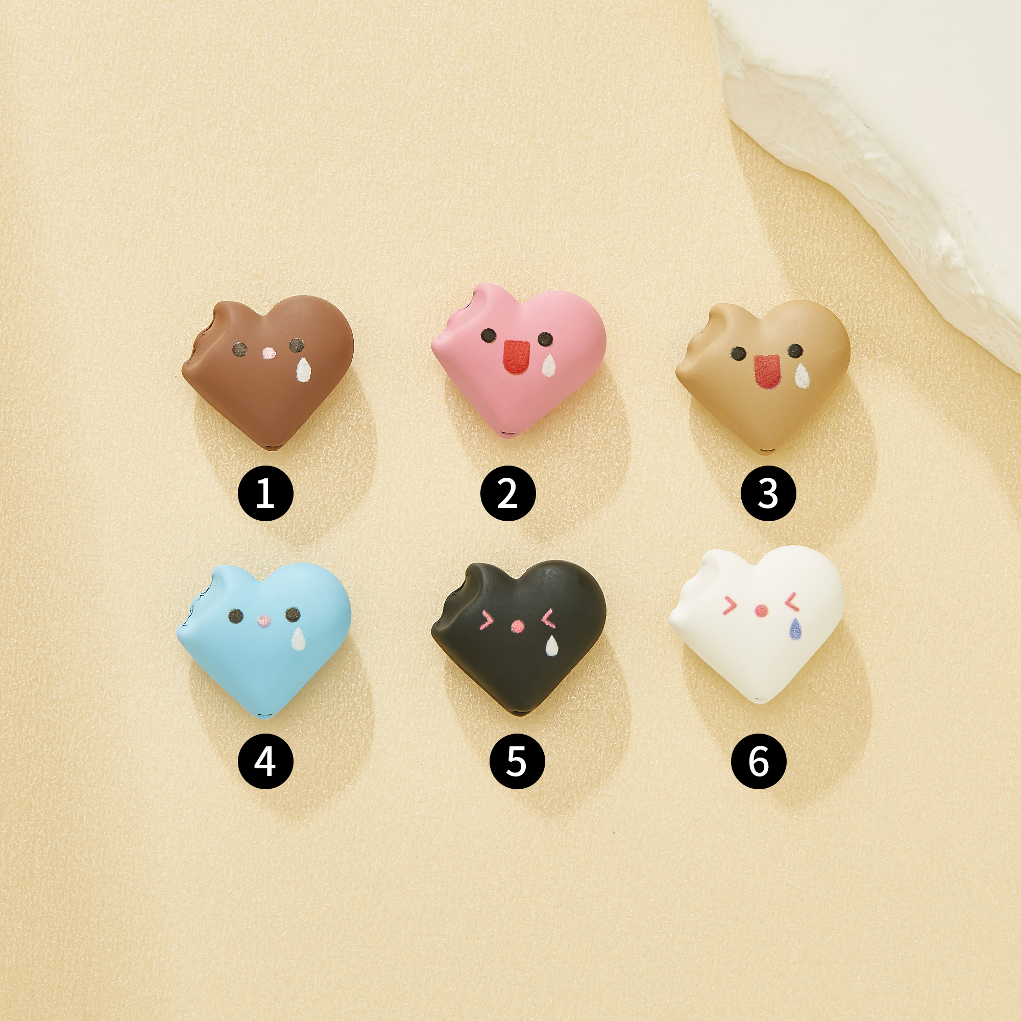 13.4MM Playful Cartoon Heart Enamel Zinc Beads,Macaron dopamine candy Emoji Drop Beads For Pendants,Phone Straps & Bracelets,Kawaii Jewelry Supplies 4160104