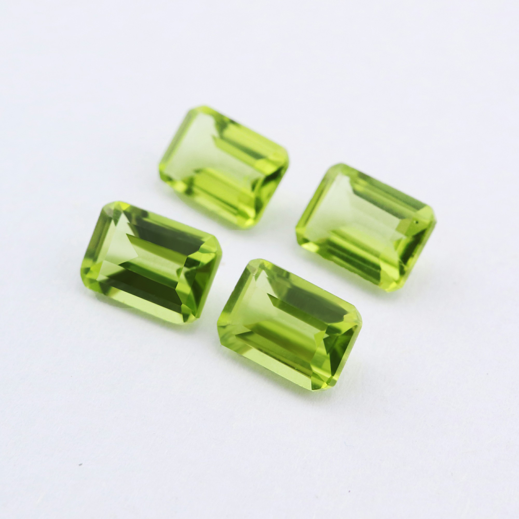 5Pcs Rectangle Emerald Cut Green Peridot August Birthstone Faceted Cut Loose Gemstone Natural Semi Precious Stone DIY Jewelry Supplies 4170012 - Click Image to Close