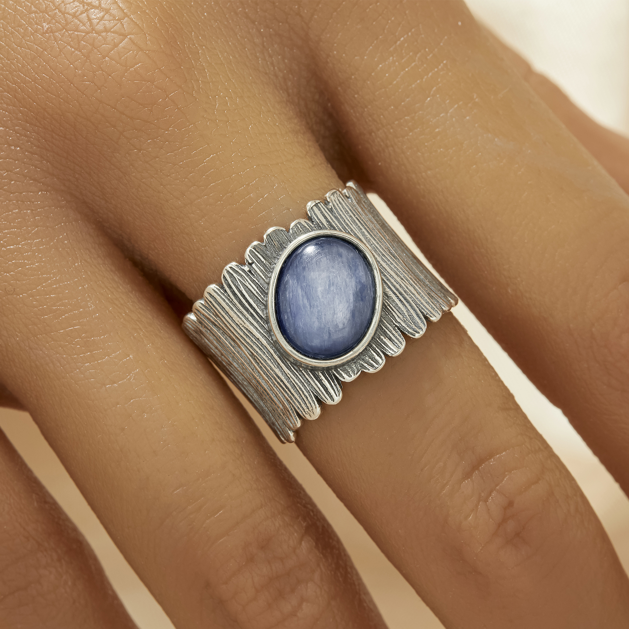 8x10MM Nature Blue Kyanite Cabochon Ring,Vintage Styles Wide Band Ring ,Antiqued Silver Oval Gemstone Adjustable Ring 6220349 - Click Image to Close