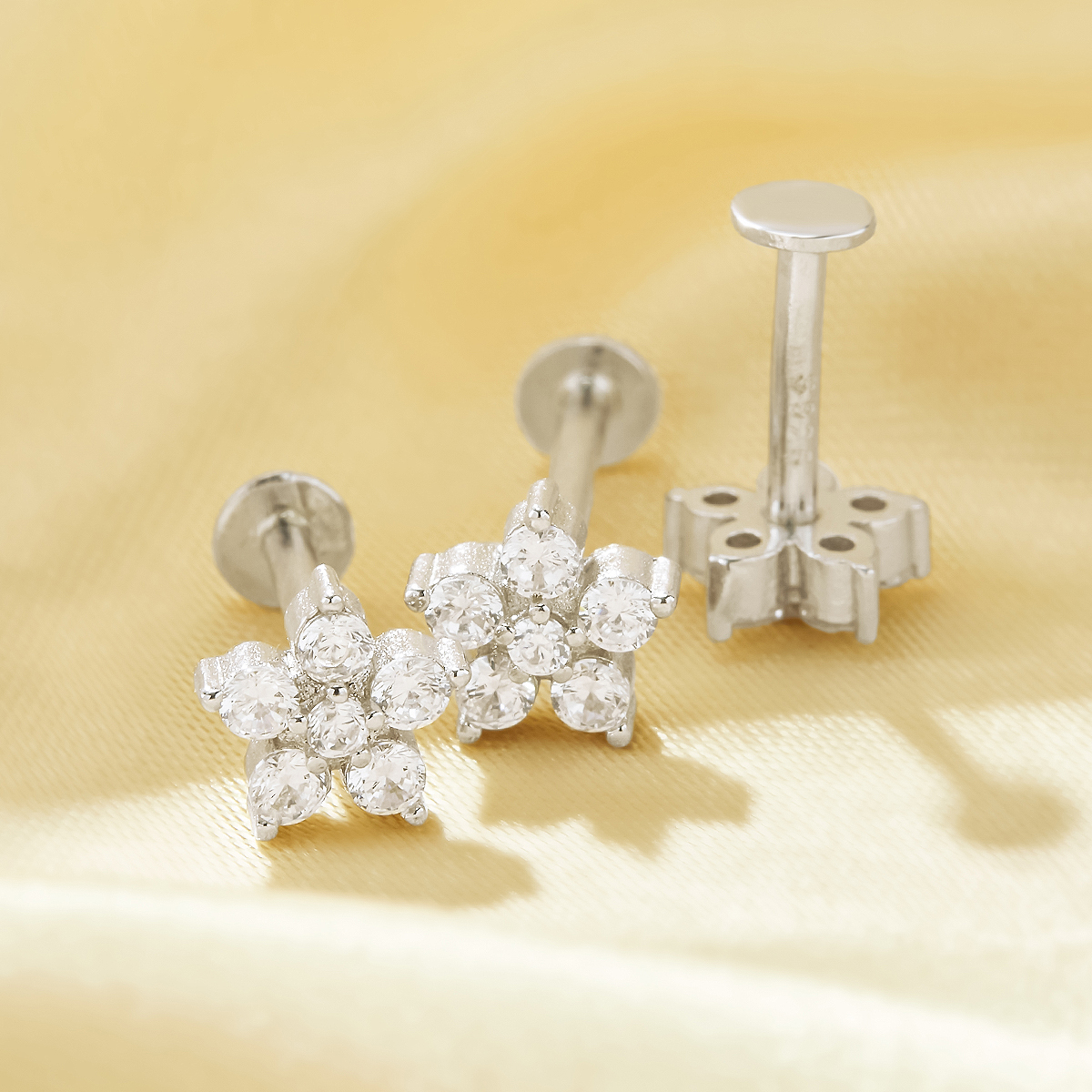 1pcs Dainty Screw Back Flower Studs Earrings With Round White Cubic Zirconia,Solid 925 Sterling Silver Earring,Pave CZ Stone Flower Earrings 6310098 - Click Image to Close