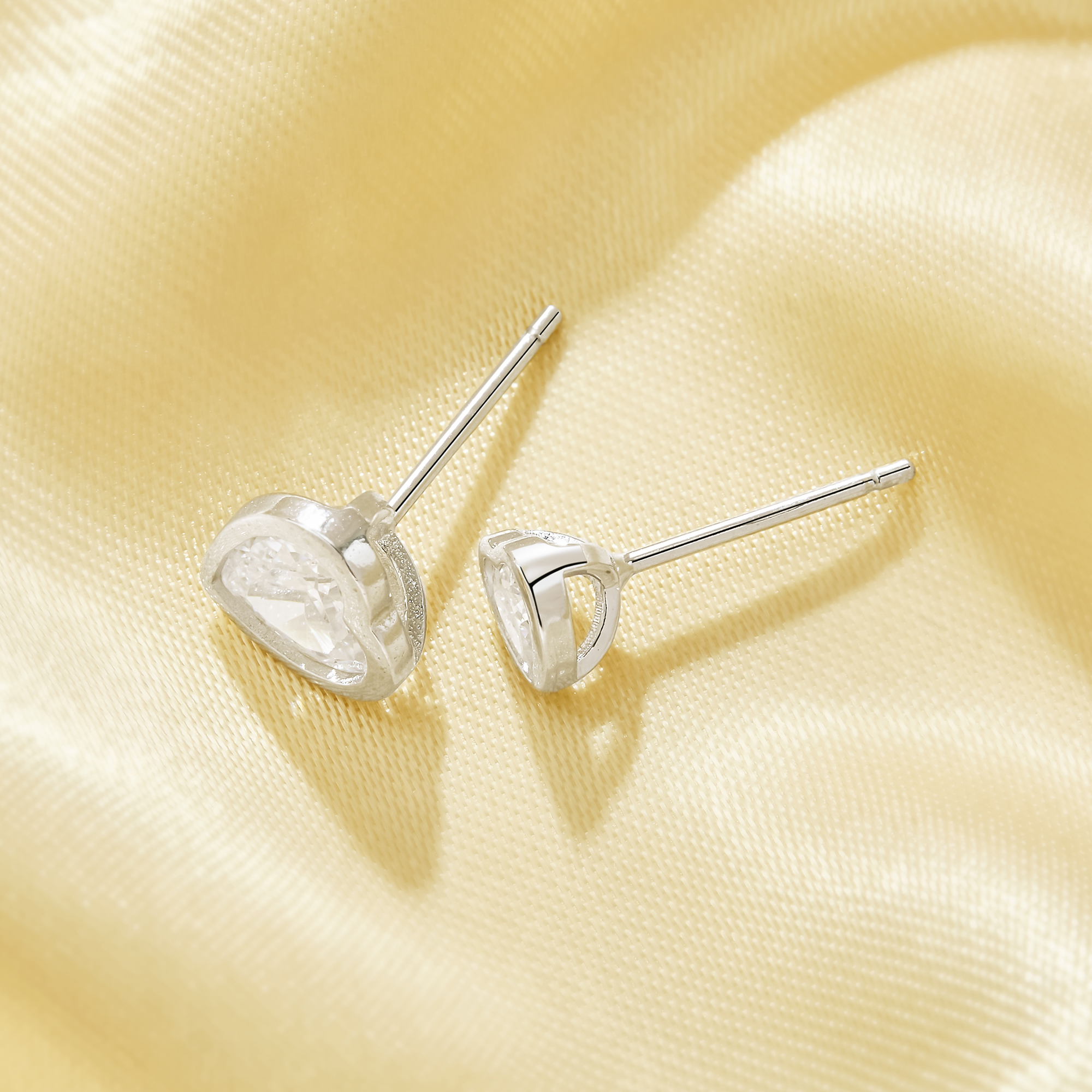 Heart Simulated Diamond Studs Earrings With White Cubic Zirconia,Solid 925 Sterling Silver Earrings,Simple Earrings 6370031 - Click Image to Close
